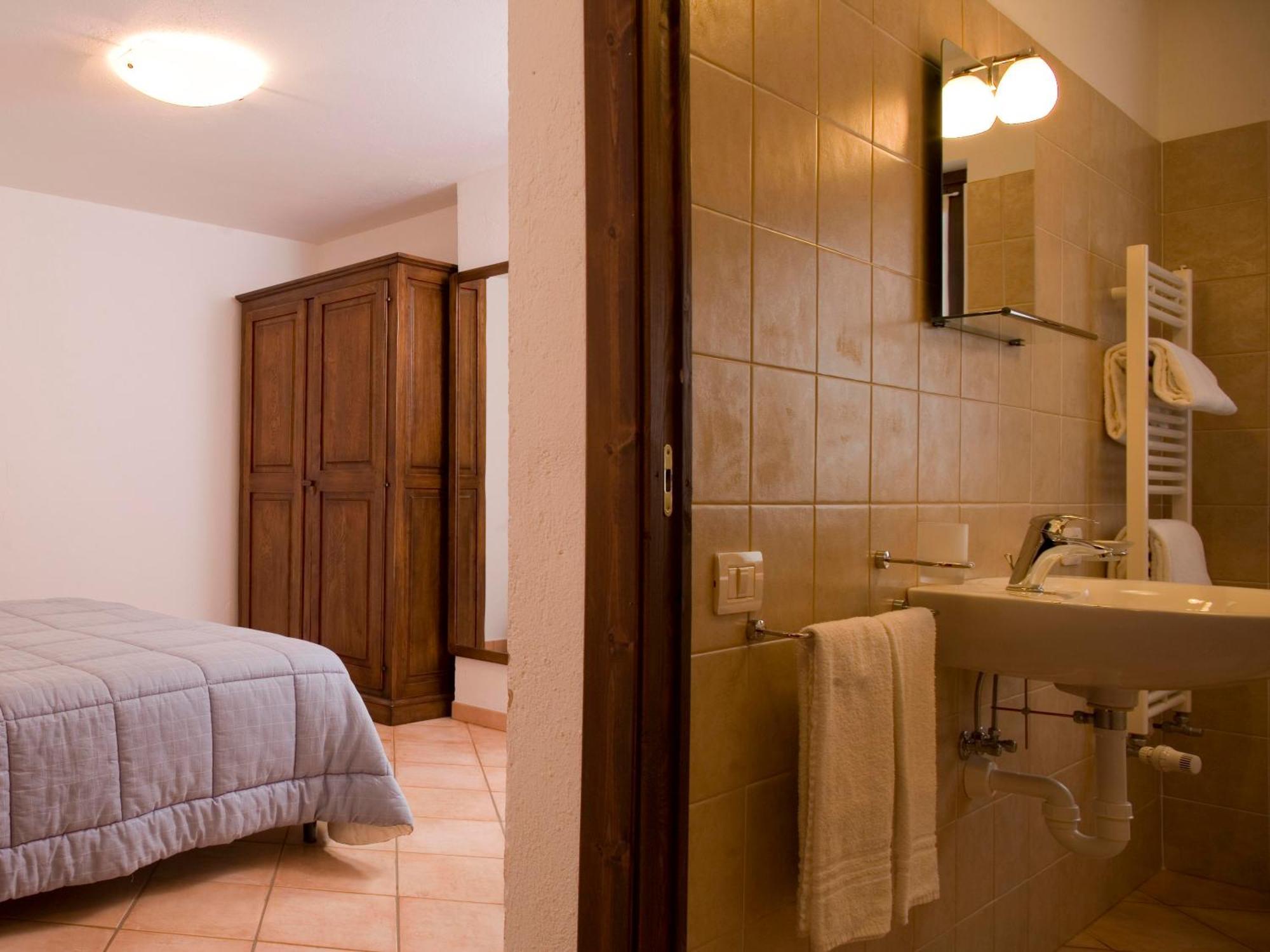 Agriturismo Les Hiboux *